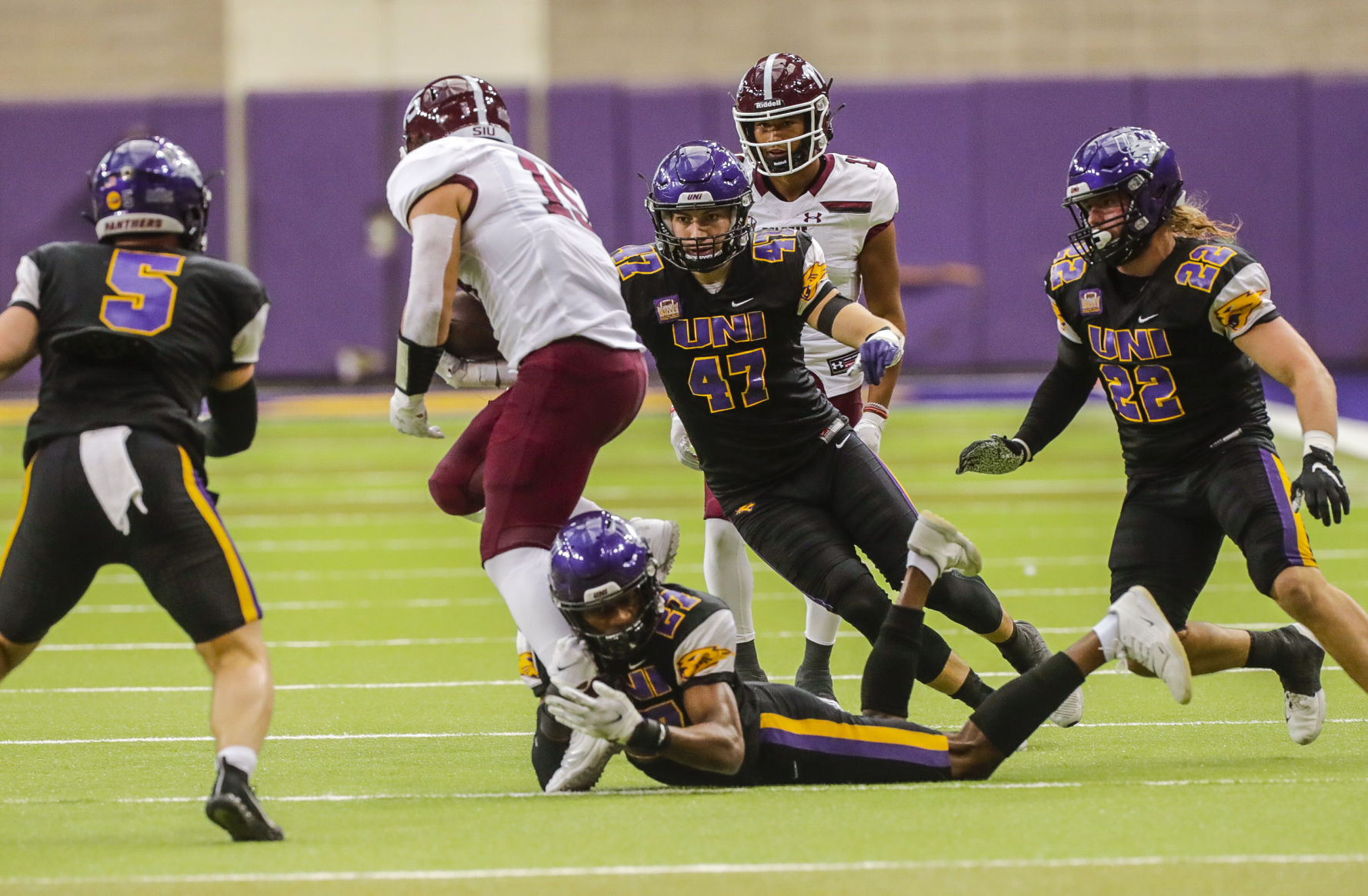 CFBall UN1 vs. SIU 21